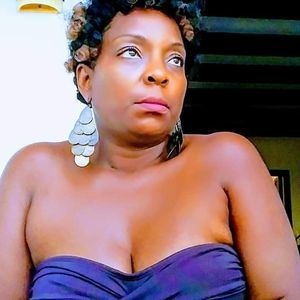 Meet your Posher, Beverly